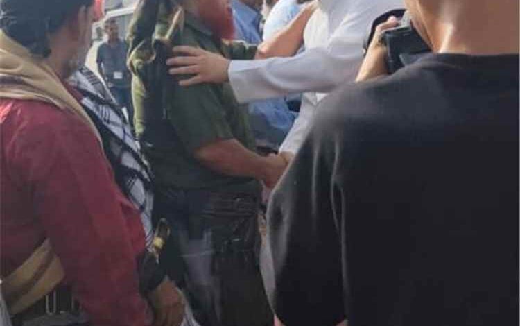 السلطان نواف العفيفي يصل عدن للمشاركة في مهرجان القارة واحتفالات العيد وسط استقبال كبير