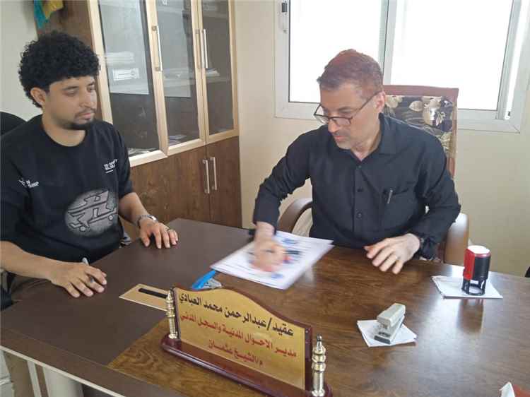 العقيد العبادي لـ"عدن الغد": قريباً سنعمل بنظام الكونتينر ونثمن دعم الدكتور وسام معاوية مدير عام مديرية الشيخ عثمان