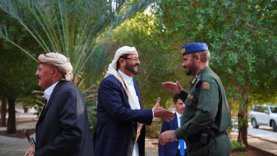 اللواء سلطان العرادة يستقبل المهنئين بعيد الأضحى في مأرب ويؤكد أهمية تعزيز التلاحم الوطني
