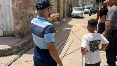 بإشراف مباشر من مدير عام صيرة.. إيقاف أعمال بناء غير مرخص خلف محطة أروى