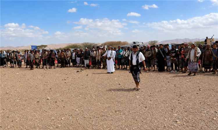 تحكيم قبلي برئاسة الكازمي ينهي قضية ثأر في المحفد بعد عام ونصف من الحادثة