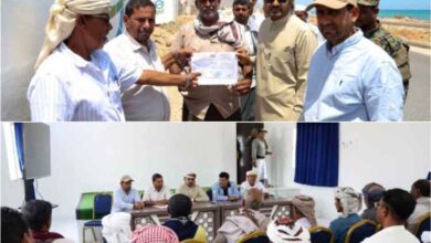 تدشين توزيع عوازل حفظ الأسماك لتعزيز القطاع السمكي في سقطرى