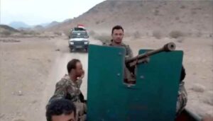 تعاون قبلي يفضي إلى تسليم مطلوب أمني للحملة الأمنية في الوازعية