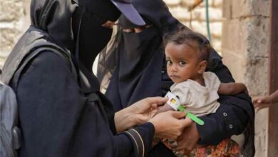 تقارير أممية: أطفال اليمن بين الجوع والألغام والحرمان من التعليم