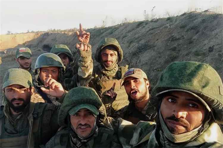 تقارير صحفية: مقتل 21 شاباً يمنياً بضربات أوكرانية بمسيّرات أثناء القتال مع الجيش الروسي