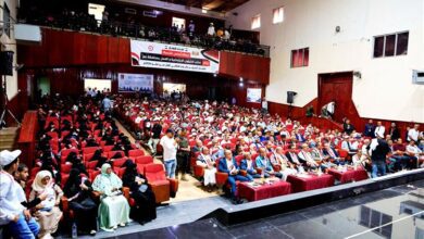 تكريم 180 عاملاً وعاملة بتعز بمناسبة عيد العمال