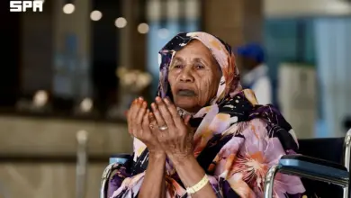 ثمانينية سودانية من ذوي الشهداء تُحقق حلم الحج ضمن برنامج ضيوف خادم الحرمين