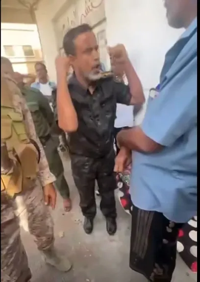 ”حضرموت ضاعت!”.. مدير أمن المكلا يُوجّه صرخة ”مزلزلة” لأتباع بن حبريش: ”ما عاد بقي شي!”
