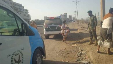 حملة ميدانية واسعة لإزالة العشوائيات وضبط الشيش في كورنيشات خورمكسر