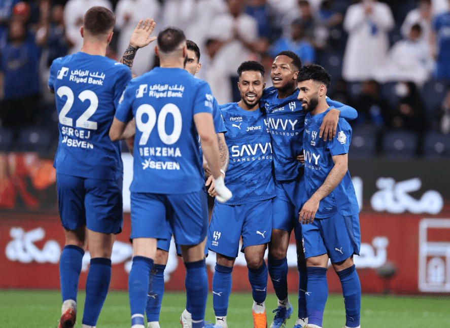 ركلة جزاء مثيرة للجدل.. ملخص وأهداف مباراة الهلال ضد الخليج في الدوري السعودي