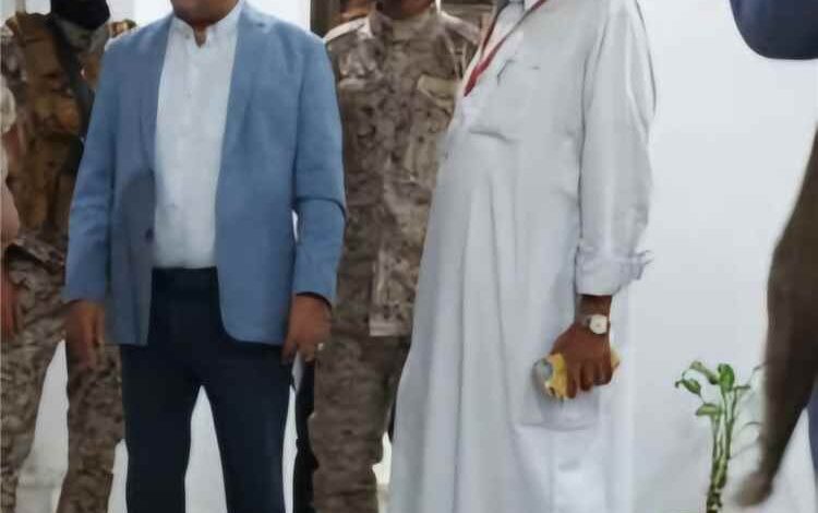 سالم الوالي.. حين يترجل المسؤول إلى الميدان ويقترب من المواطن