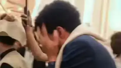 سرقة مسدس وعمليات نهب جماعية تفسد فرحة زفاف المشهور حمود المصباحي في صنعاء