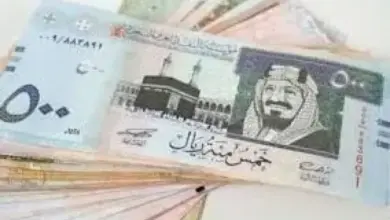 شاب يمني يعثر على مبلغ مالي كبير في عدن ويؤكد استعداده لإعادته لصاحبه