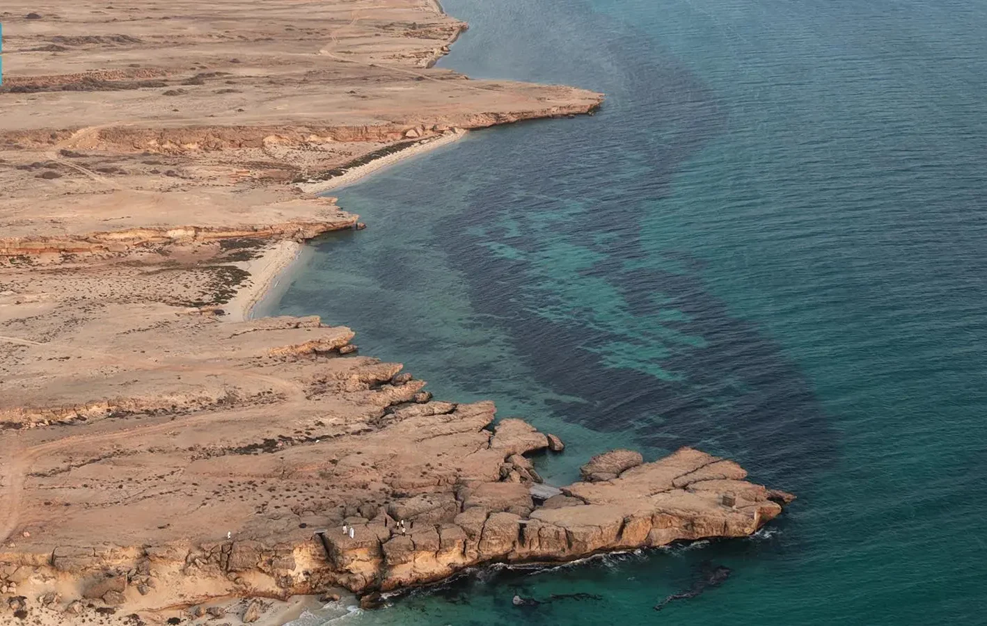 شاطئ خُتب في فرسان.. وجهة بكر وكنز ساحلي واعد ينتظر الاستثمار السياحي