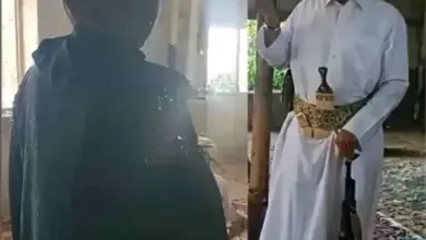 شاهد.. شيخ قبلي يكشف خطة أبو علي الحاكم لخداع الشيخ بن فدغم وميرا صدام (فيديو)
