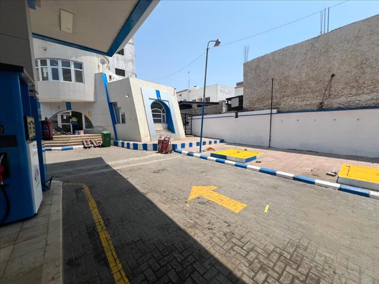 شركة النفط اليمنية – فرع عدن تنجز صيانة شاملة لمحطة الميدان ضمن خطة تطوير خدماتها
