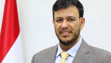 عاجل : د . عبدالله العليمي يصل عدن قادماً من الرياض