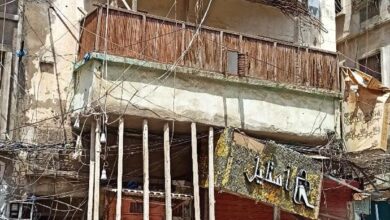 عاجل : سقوط بلكونة شقة سكنية بكريتر ولا إصابات