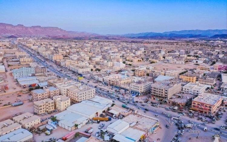عاجل.. قتلى وجرحى في اشتباكات بمنطقة بئر علي في شبوة