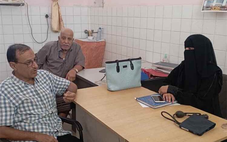 عدن.. المفلحي يقوم بزيارة عيدية للمجمعات الصحية حاشد والقاهرة في المنصورة