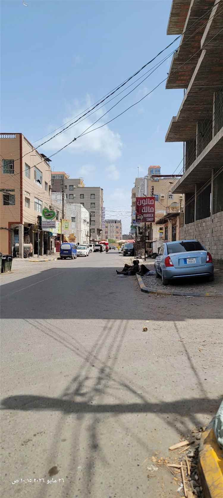 عدن تستعيد أجواء رمضان في يوم الوقفة.. شوارع هادئة ومحال مغلقة بسبب الصيام
