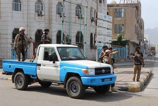 عدن تهتز بقضية صادمة.. إيقاف مسؤول أمني رفيع على خلفية اتهامات باغتصاب طفل