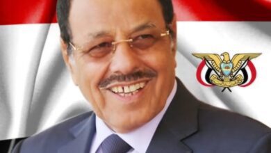 علي محسن الأحمر يرى في وحدة اليمن ضمانة لاستعادة الدولة ومواجهة المشروع الإيراني