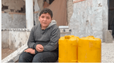غزة: أسير خمسة كيلومترات يوميا للحصول على المياه