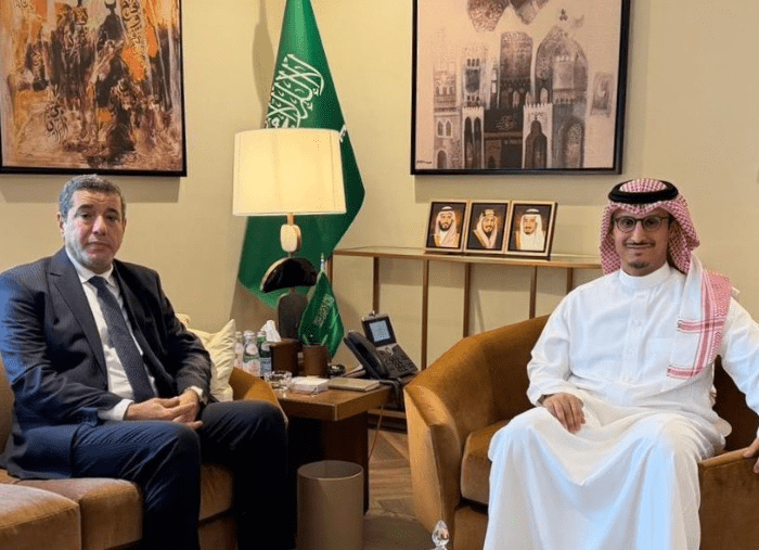 قرار سعودي يمنح اليمنيين المقيمين في قطر تأشيرة سنوية متعددة السفرات
