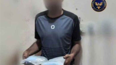 قوات طوق العاصمة عدن تضبط متهماً بحوزته اثنين كيلو من الحشيش المخدر