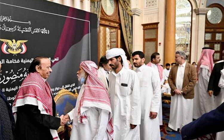 قيادات الدولة وجموع المواطنين يقدمون واجب العزاء بوفاة الرئيس السابق عبدربه منصور هادي