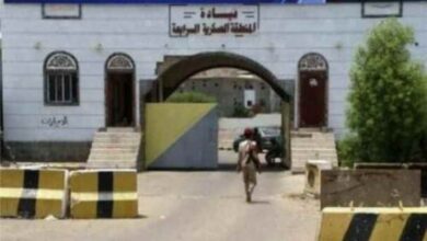 قيادة المنطقة العسكرية الرابعة تصدر بيان توضيحي تنفي فيه شائعات صدور قرارات عسكرية في محاور المنطقة