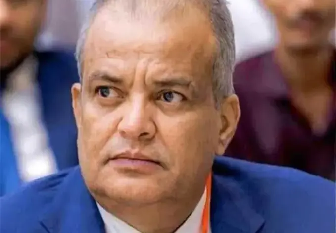 قيادي جنوبي يُحذر من «عقلية فردية» تُدير المجلس الانتقالي عبر تغييرات متلاحقة