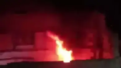 ماس كهربائي يُشعل النيران في فلة مهران القباطي بكود عنبر