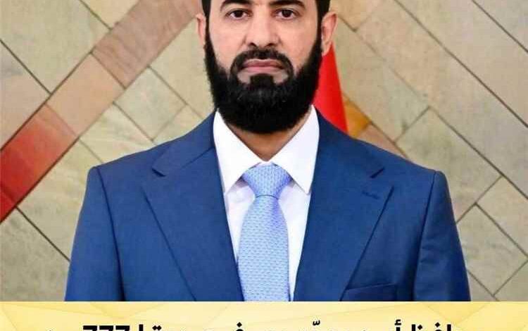 محافظ أبين يوجّه بصرف “عيدية” لعمال النظافة تقديراً لجهودهم خلال عيد الأضحى