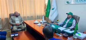 محافظ الضالع يبحث مع مدير مركز الملك سلمان تدخلات الإغاثة