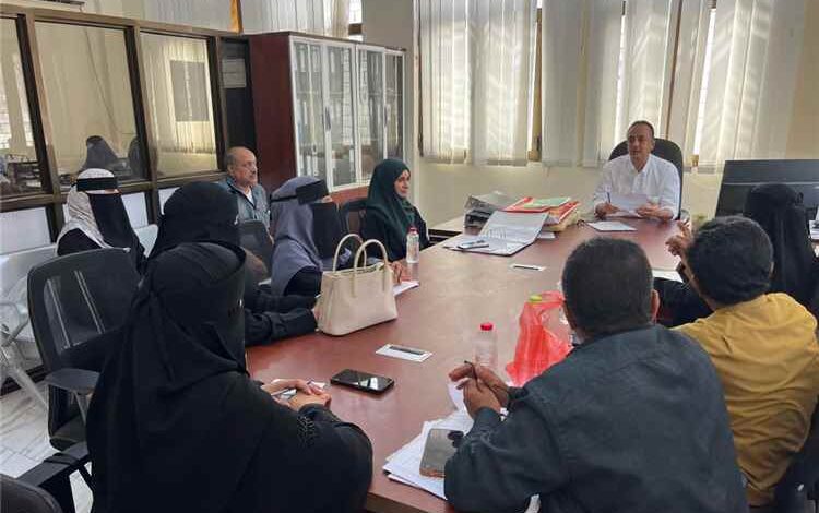 مدير صحة عدن يشدد على مواصلة الحملات التفتيشية للمنشآت الطبية الخاصة في مديريات العاصمة