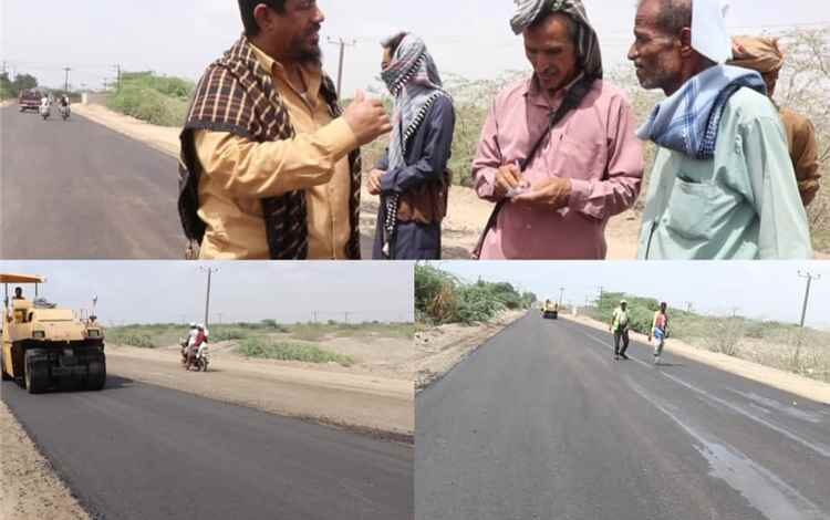 مدير عام خنفر يتفقد سير العمل في مشروع إعادة تأهيل طريق جعار – الحصن – باتيس