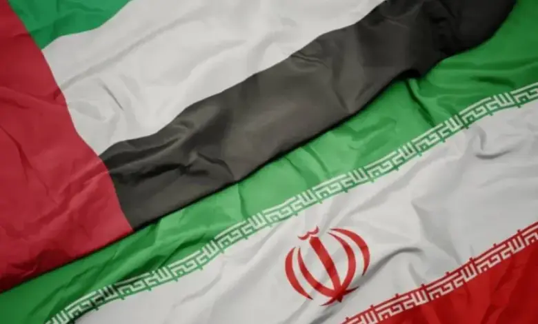 مسؤول عسكري إيراني يهدد: ”الإمارات تجلس في بيت زجاجي هش وضعيف للغاية”.. وقرقاش يرد