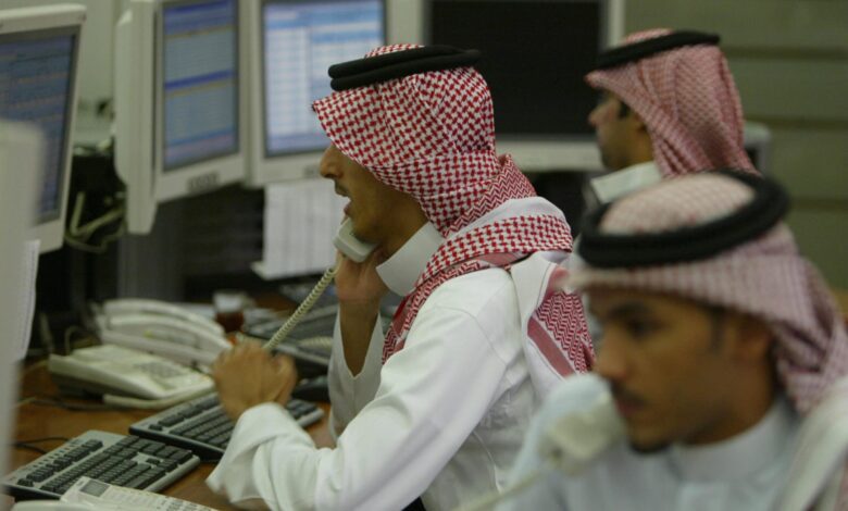 من 4 إلى 26 ألف ريال سلم أجور “السعوديين بالخارج”.. وبدلات شاملة للسكن والتعليم