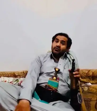 مواقف متباينة داخل جماعة الحوثي.. ومناع في قلب الأزمة