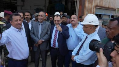 نائب رئيس مجلس القيادة الرئاسي محمود الصبيحي يزور محطة الحسوة الكهروحرارية ويشيد بجهود قيادتها