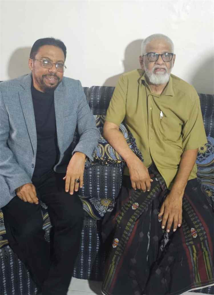 نائب وزير الثقافة والسياحة يزور الشخصيتين الادبيتين البار وبن سلمان