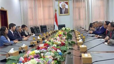 وزارة الإدارة المحلية تبحث مع بعثة الاتحاد الأوروبي سبل دعم وتمكين السلطات المحلية في اليمن