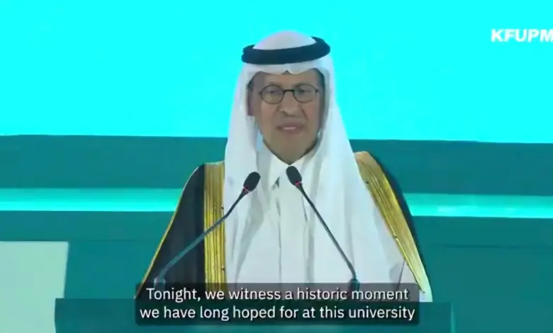 وزير الطاقة: طالبات «البترول والمعادن» يتجاوزن المعايير العالمية بنسبة قبول 37% في الهندسة والعلوم