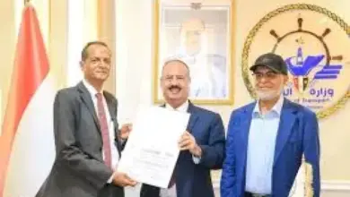 وزير النقل يُكلِّف عبدالقادر باصويطين مديراً لمطار مأرب الدولي
