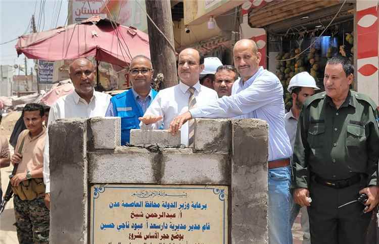 وضع حجر الأساس لمشروع الصرف الصحي وتصريف مياه الأمطار في دار سعد