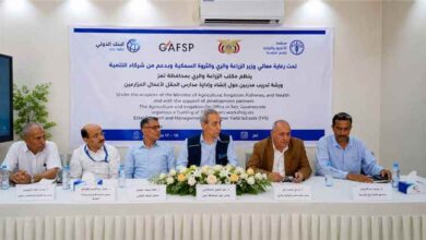 وكيل أول محافظة تعز يدشن ورشة إدارة مدارس أعمال المزارعين بالمحافظة