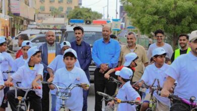 وكيل محافظة حضرموت الجيلاني يشهد فعالية طواف الدراجات الهوائية الأول بمدينة المكلا