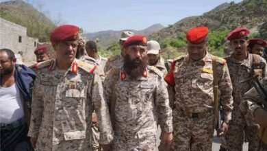 لجنة وزارة الدفاع برئاسة نائب المفتش العام تواصل مهامها الإشرافية على إجراءات الإستلام والتسليم في محور طور الباحة